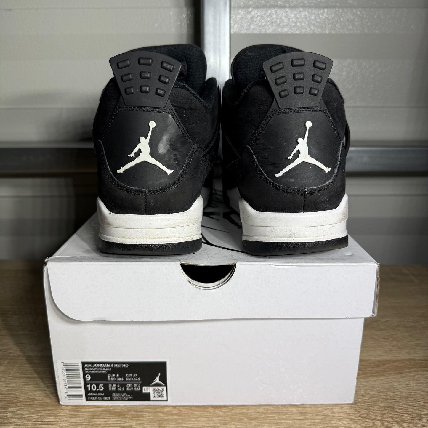 Size 9 - AJ 4 Retro White Thunder