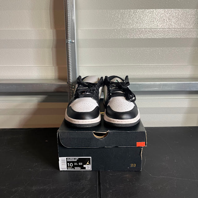 Size 10 - AJ 1 Low Green Glow