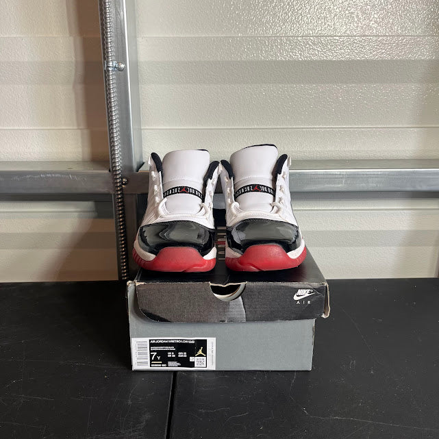 Size 7Y - AJ 11 Retro Low Concord Bred