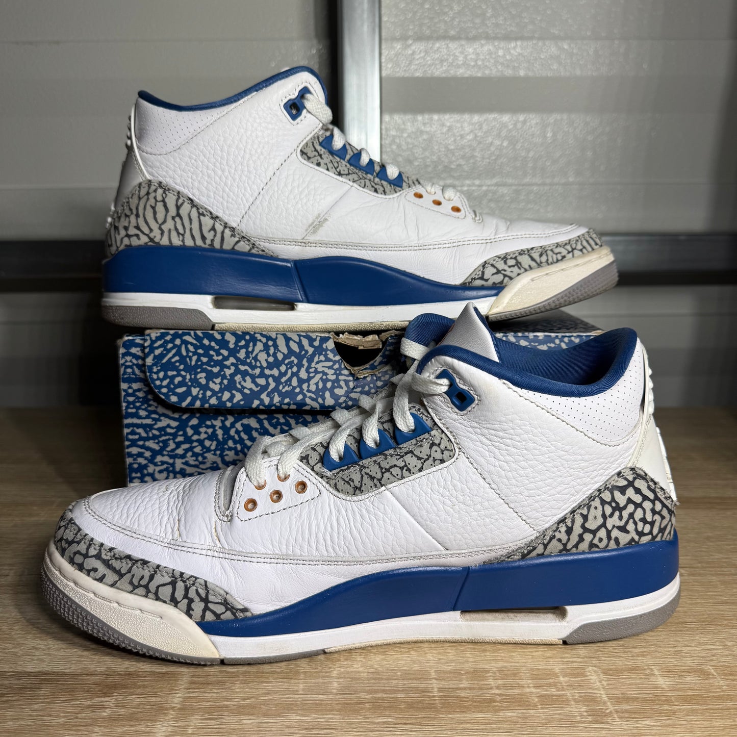Size 10.5 - AJ 3 Retro Wizards White Blue