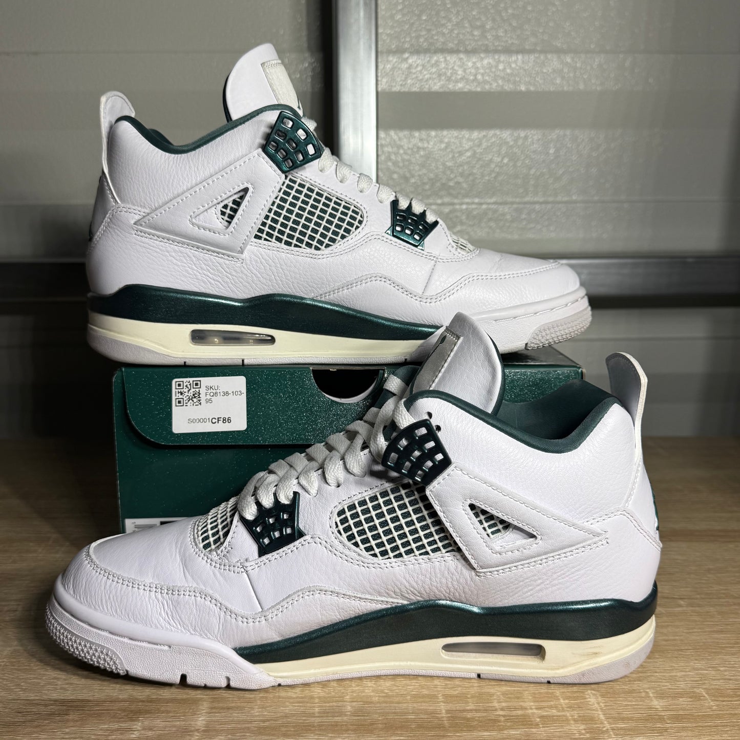 Size 9.5 - AJ 4 Retro Oxidized Green
