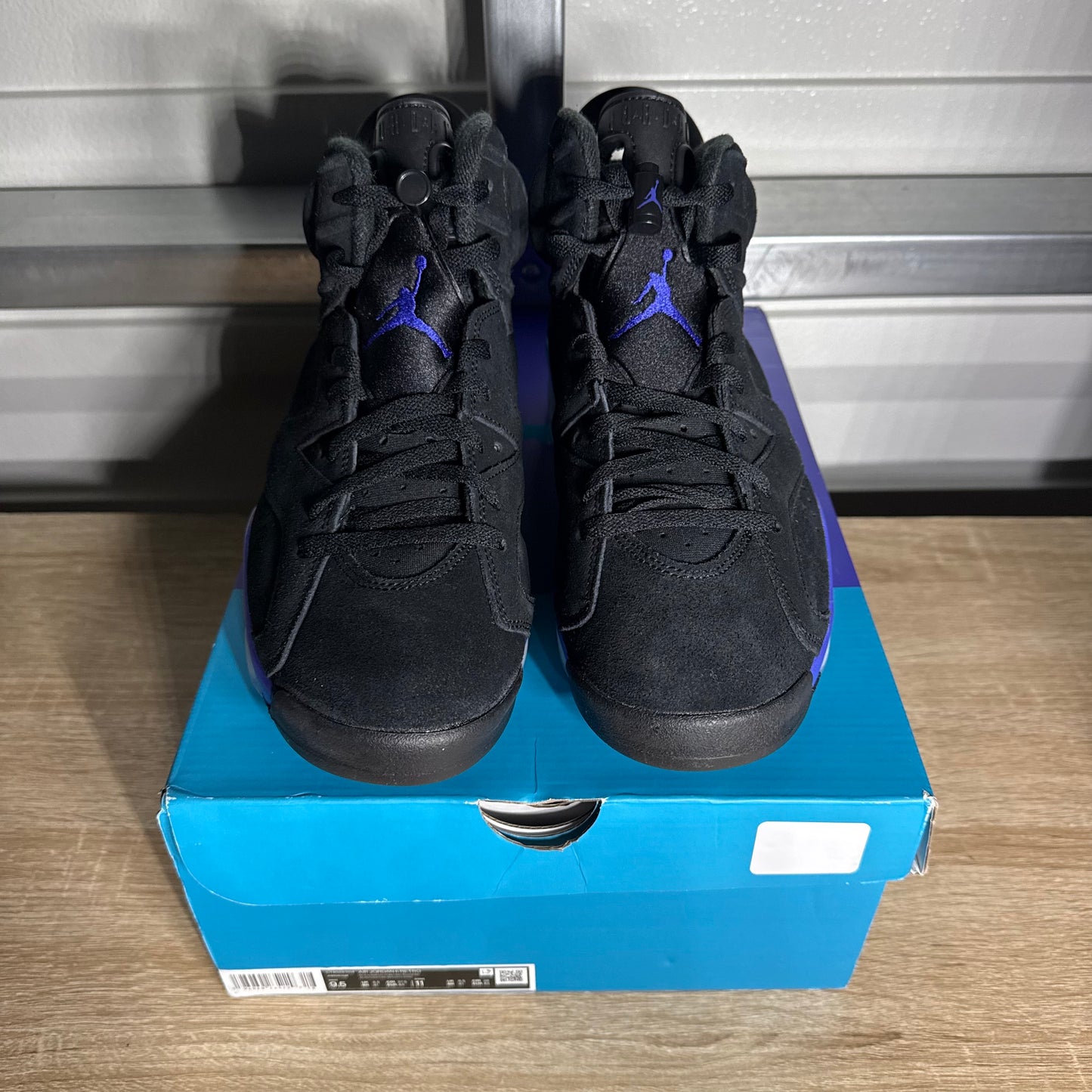 Size 9.5 - AJ 6 Retro Aqua