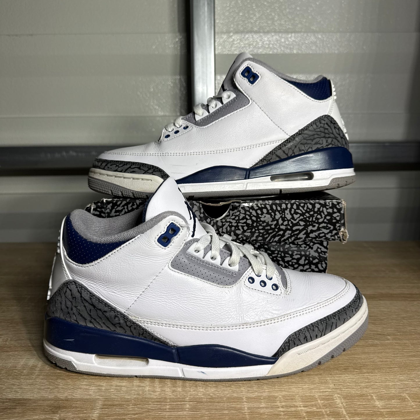 Size 8.5 - AJ 3 Retro Midnight Navy