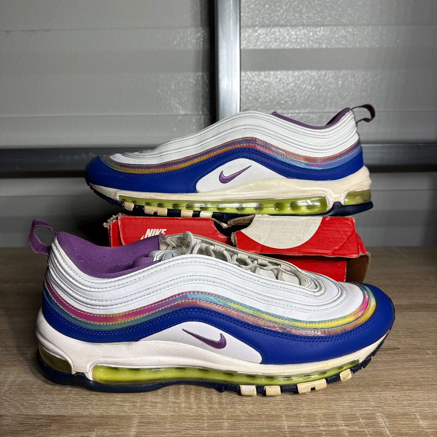 Size 10.5 - AM 97 Easter