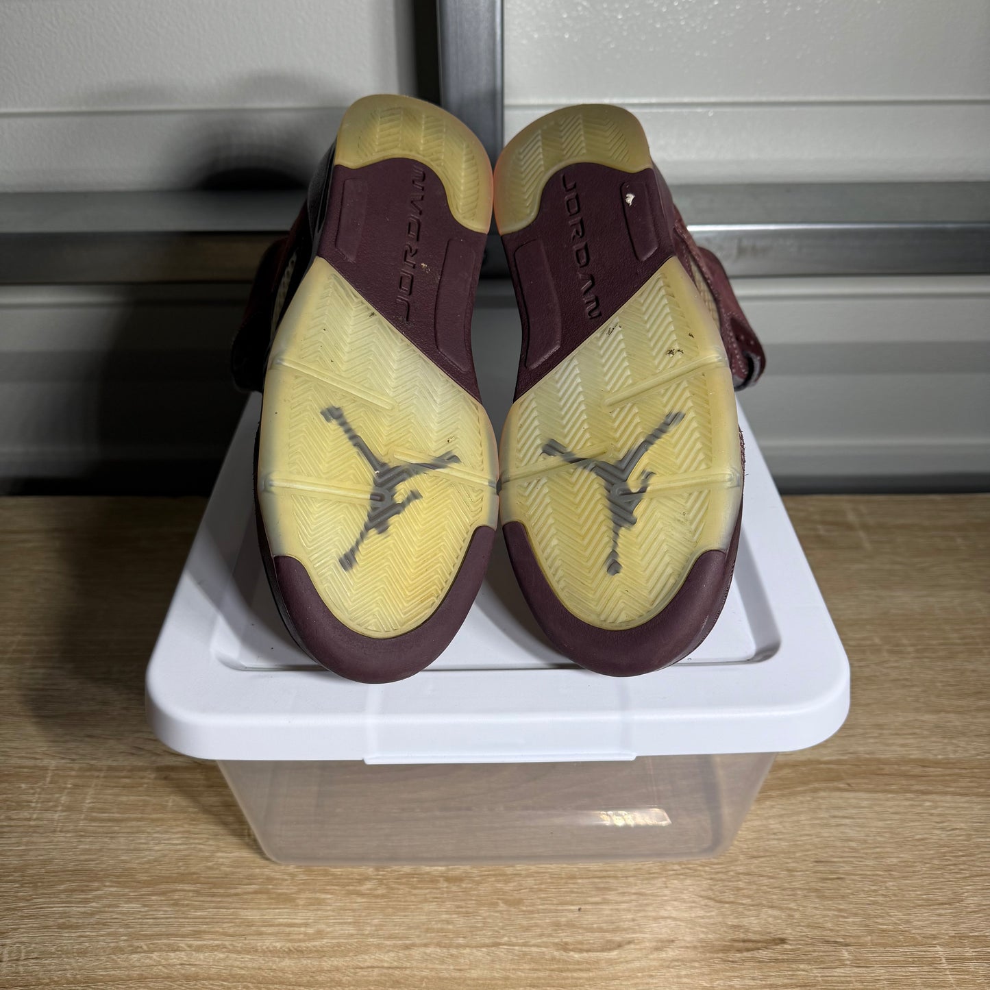 Size 6Y - AJ 5 Retro SE Burgundy