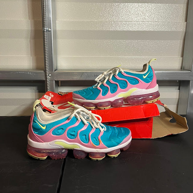 Size 8.5W - Air VaporMax Plus Easter