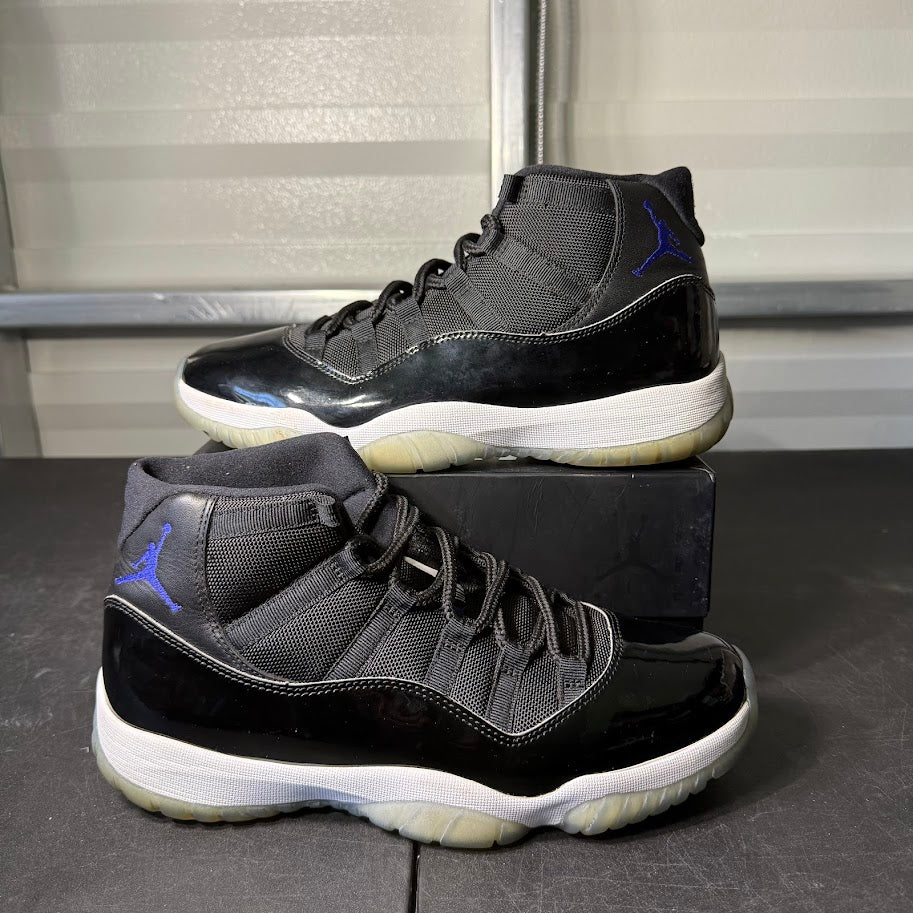 Size 10.5 - AJ 11 Retro Space Jam