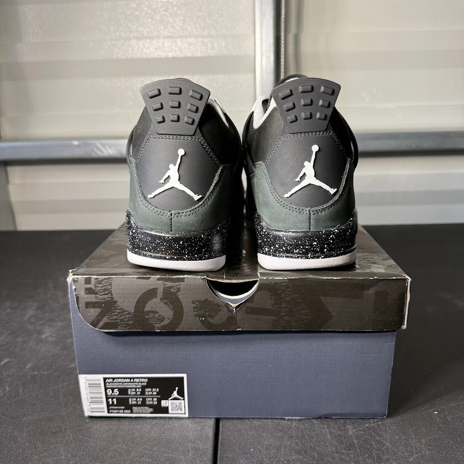 Size 9.5 - AJ 4 Retro Fear