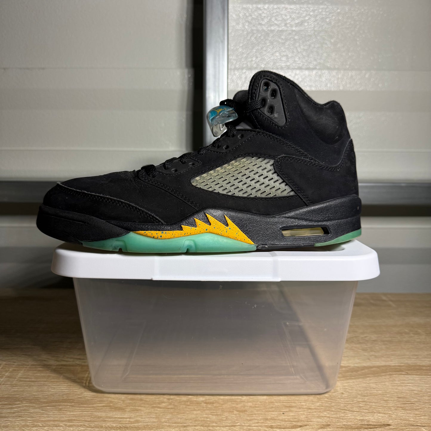 Size 9.5 - AJ 5 Retro Aqua