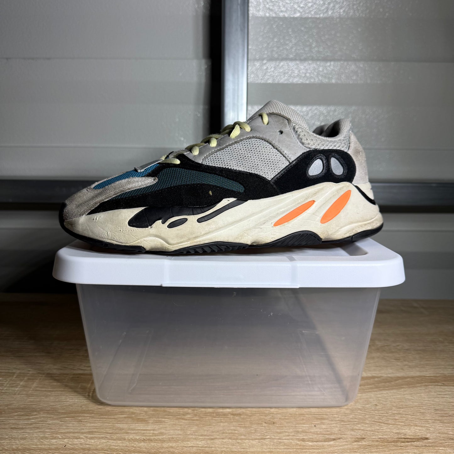 Size 8.5 - YZY Boost 700 Wave Runner