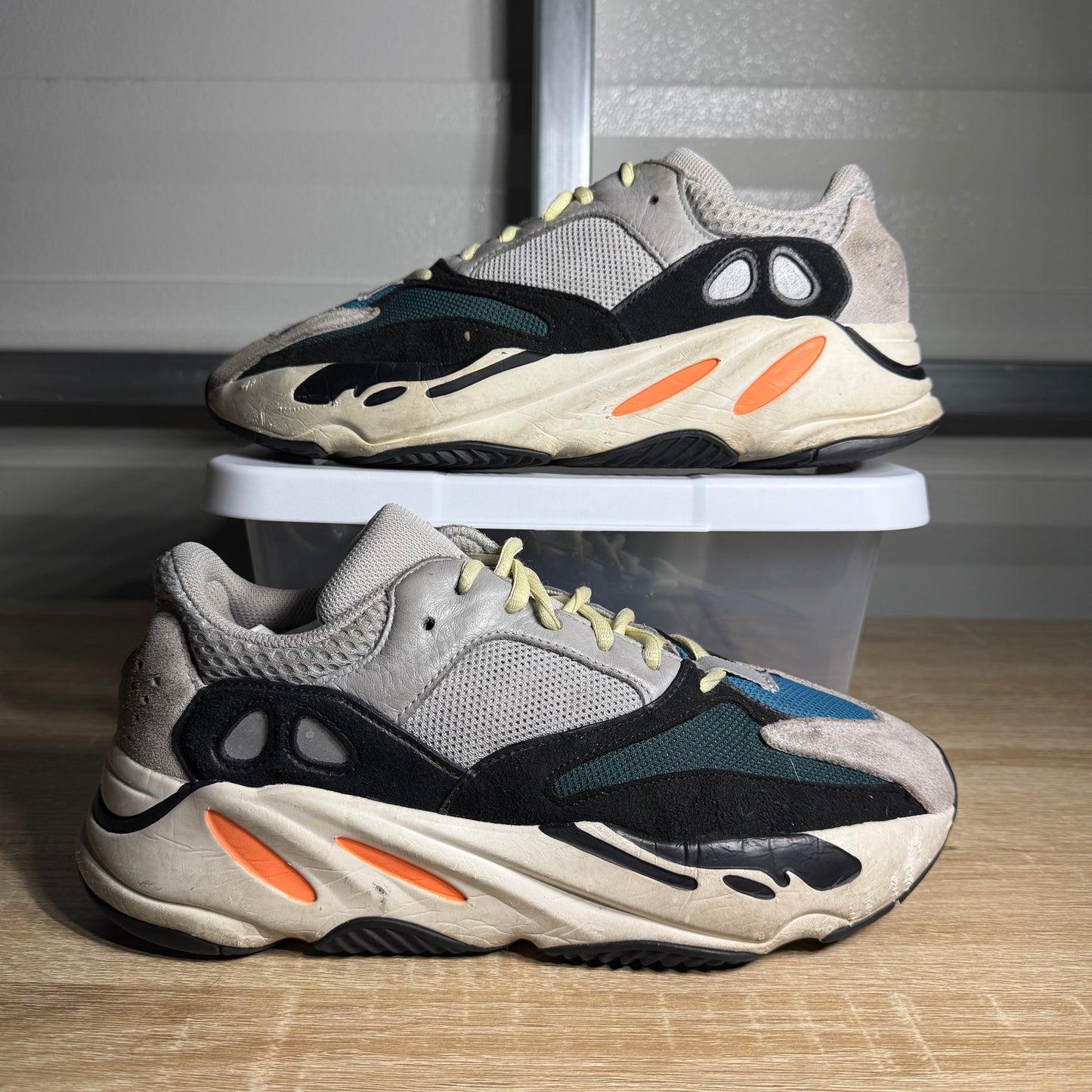 Size 8.5 - YZY Boost 700 Wave Runner