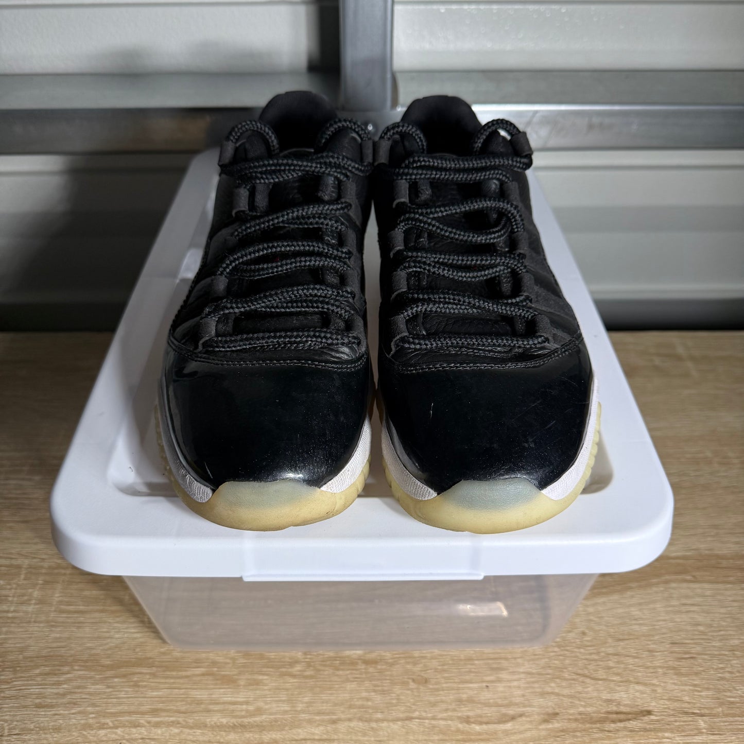 Size 8 - AJ 11 Retro Low 72-10