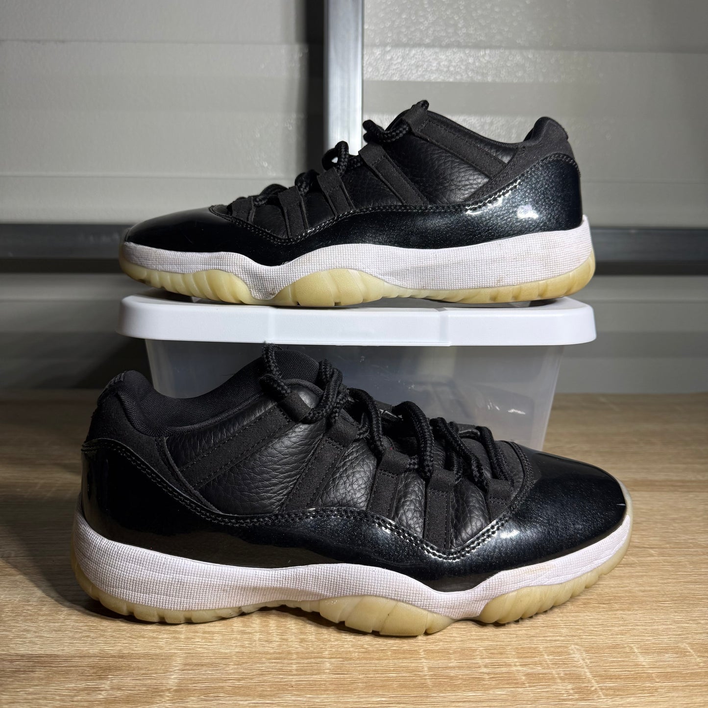 Size 8 - AJ 11 Retro Low 72-10