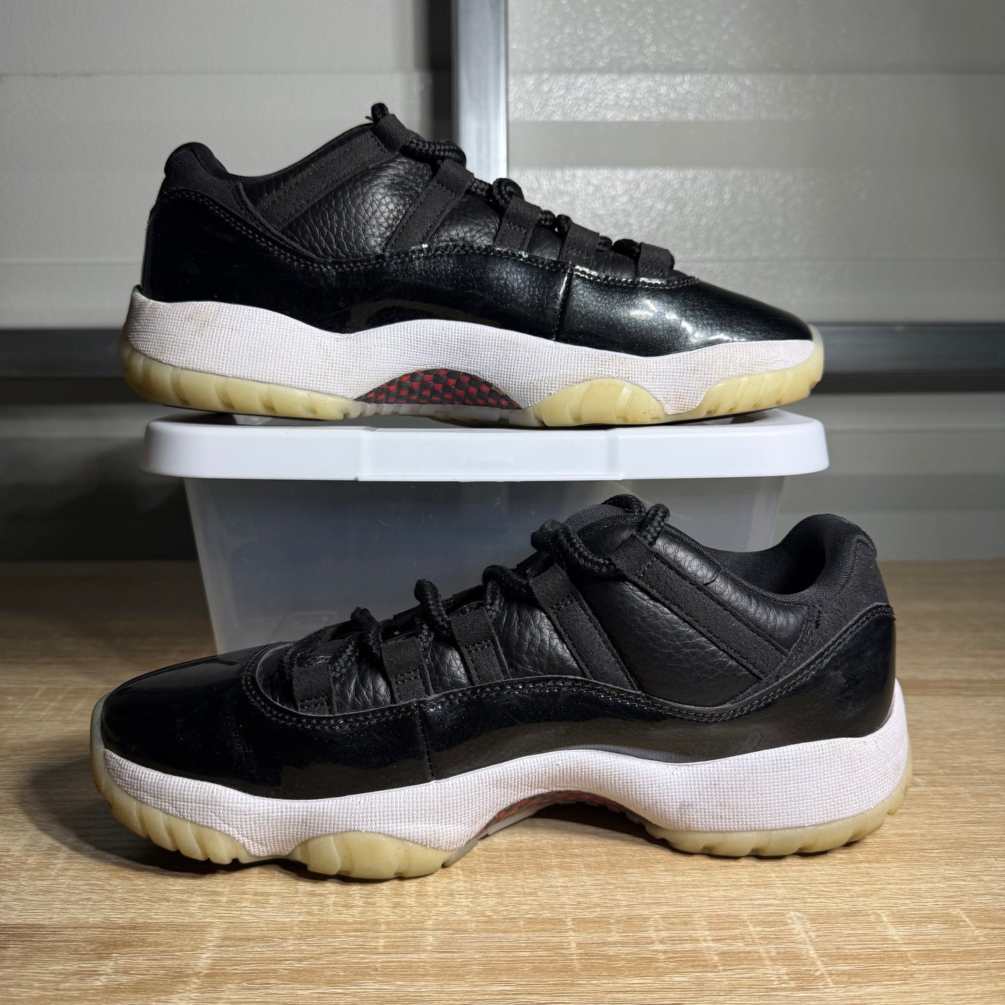 Size 8 - AJ 11 Retro Low 72-10