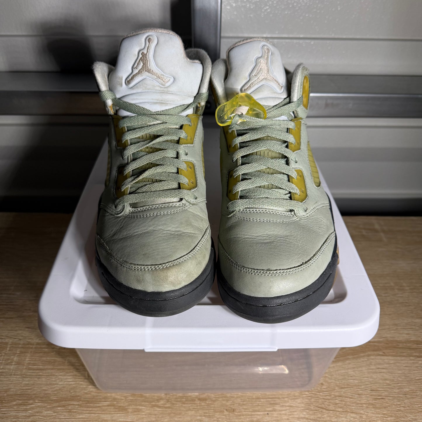 Size 8.5 - AJ 5 Retro Jade Horizon