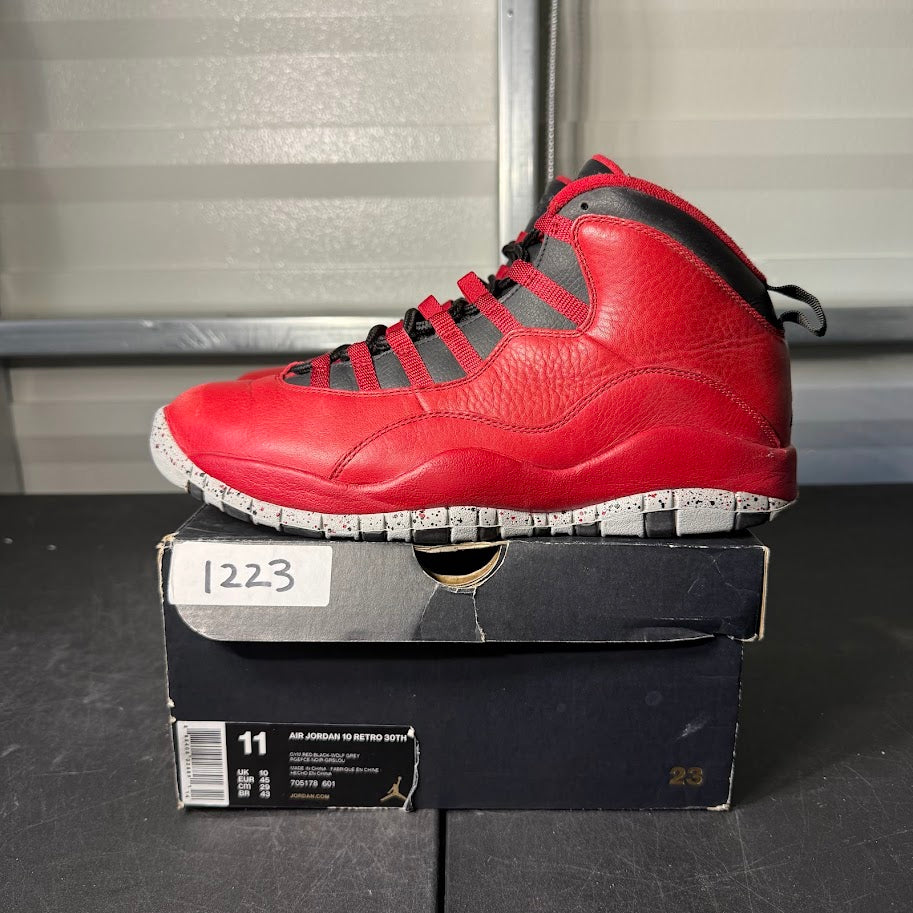 Size 11 - AJ 10 Retro Bulls Over Broadway