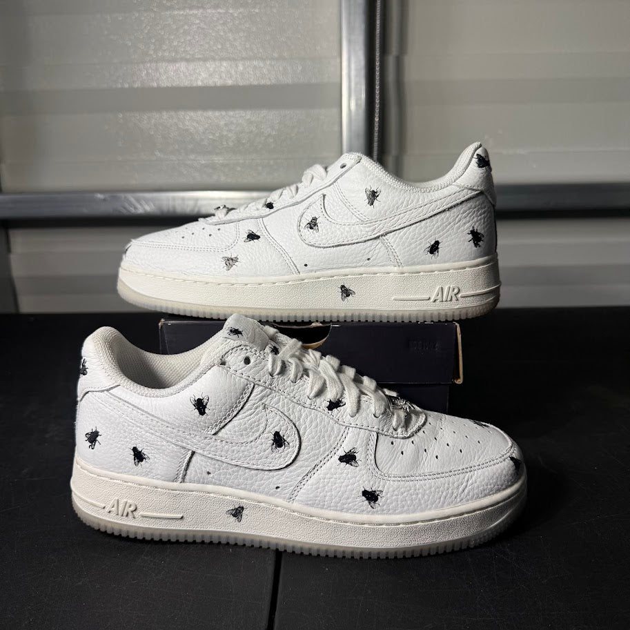 Size 8.5 - AF 1 Low Retro Houseflies