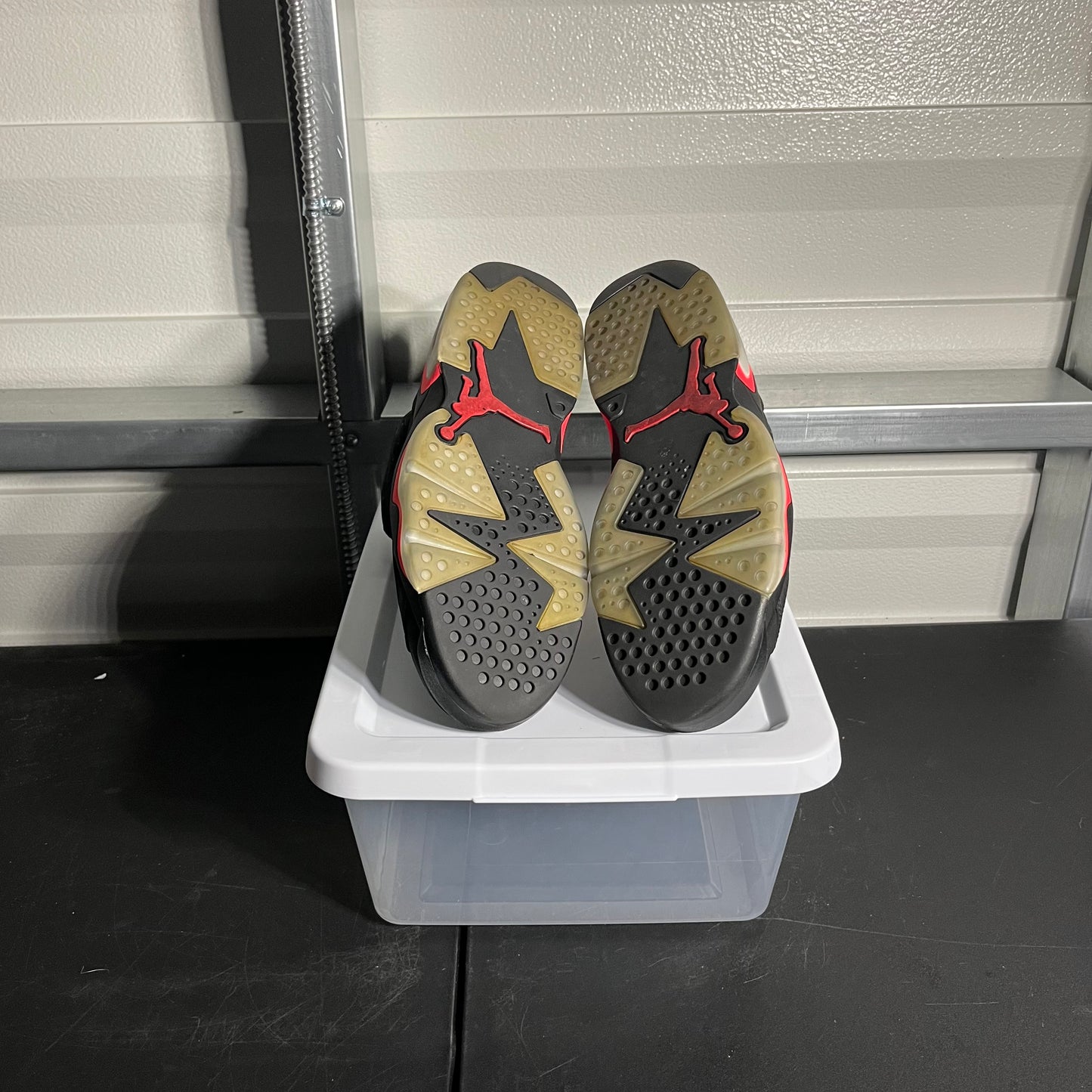 Size 11 - AJ 6 Retro Infrared