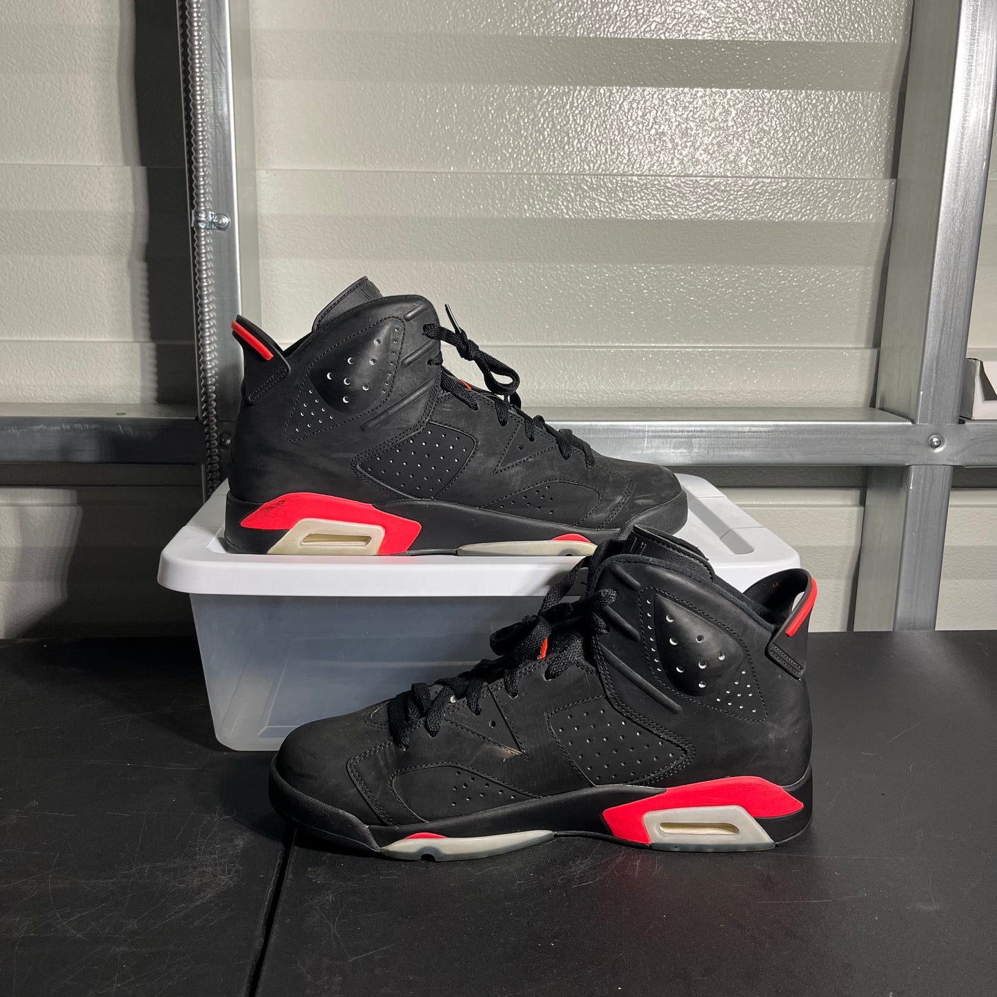 Size 11 - AJ 6 Retro Infrared