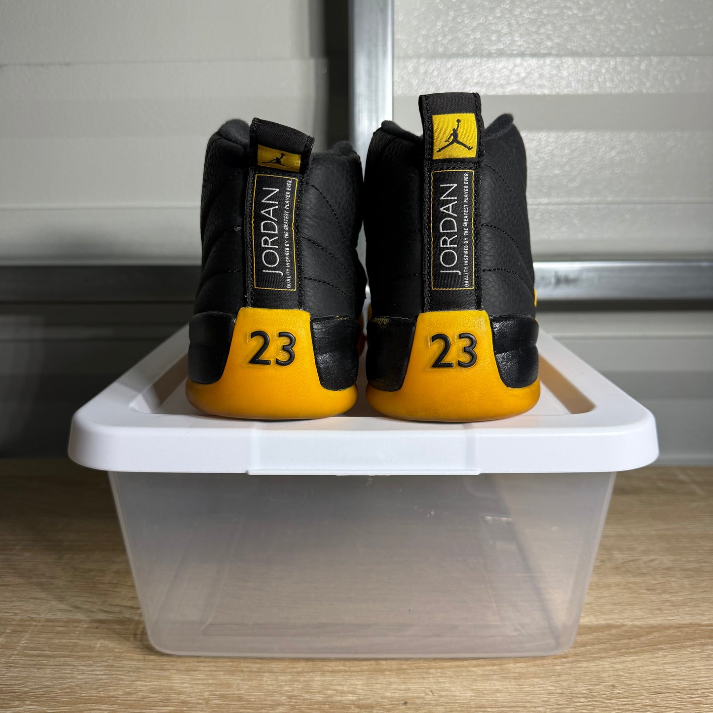 Size 8 - AJ 12 Retro University Gold