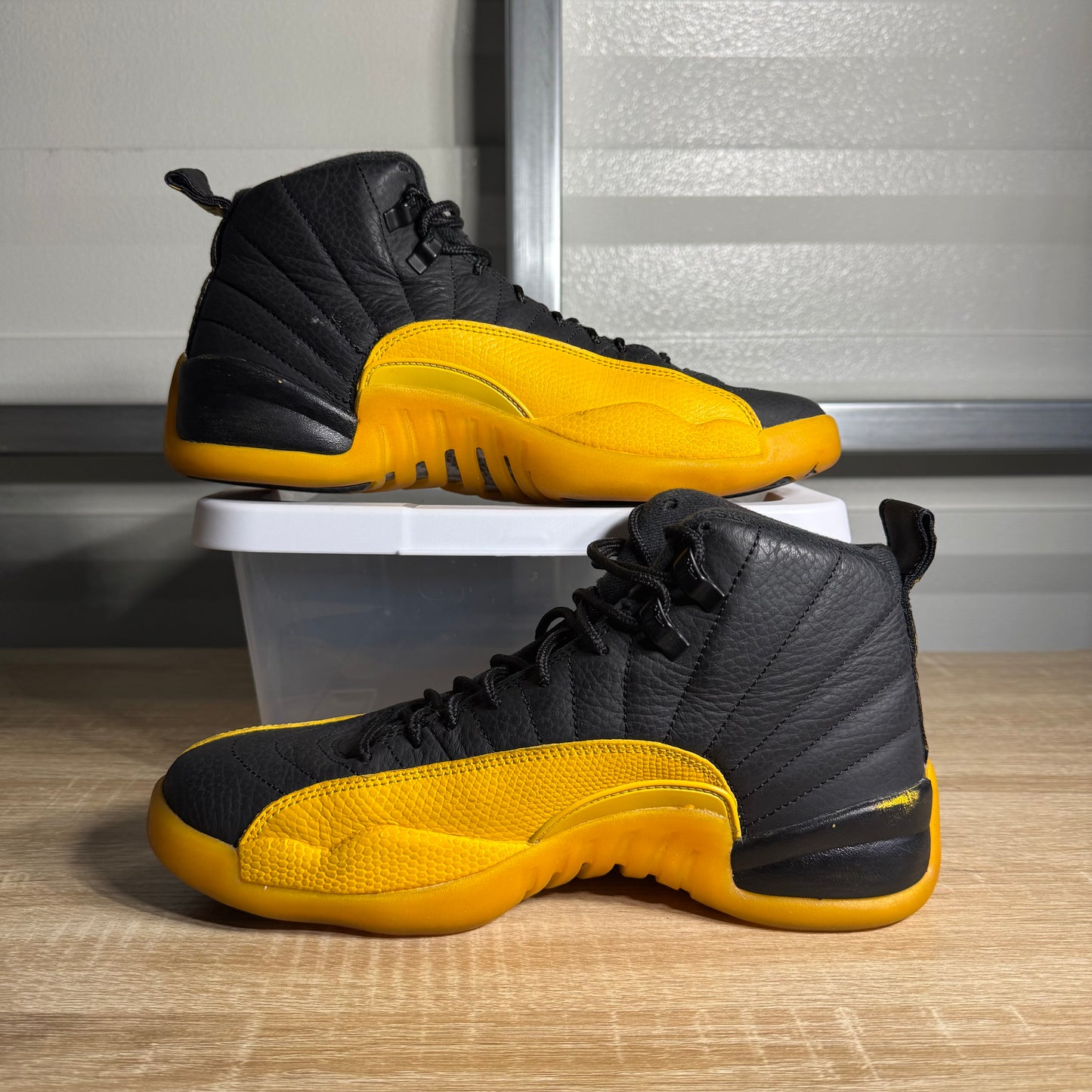 Size 8 - AJ 12 Retro University Gold