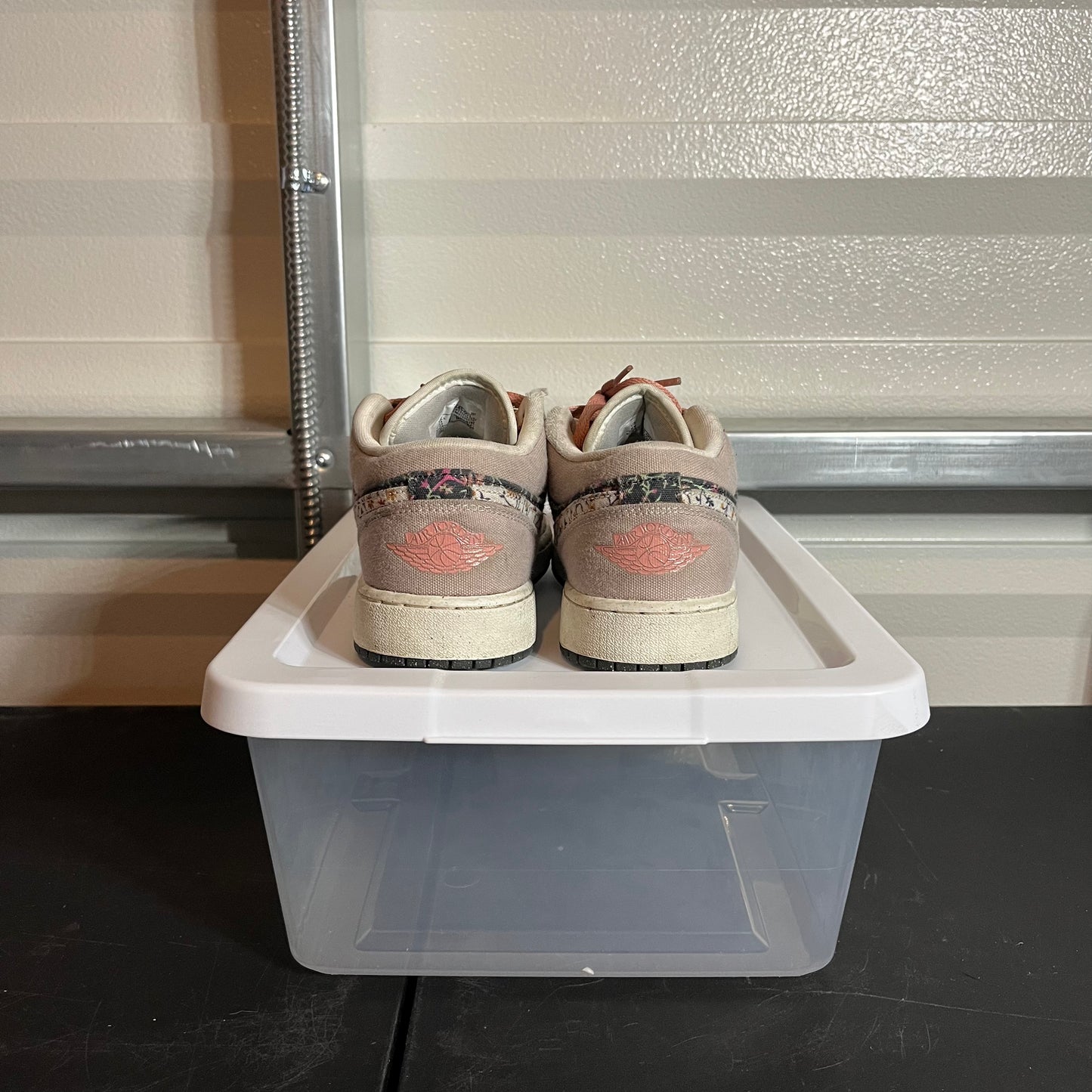 Size 6Y - AJ 1 Low SE Floral