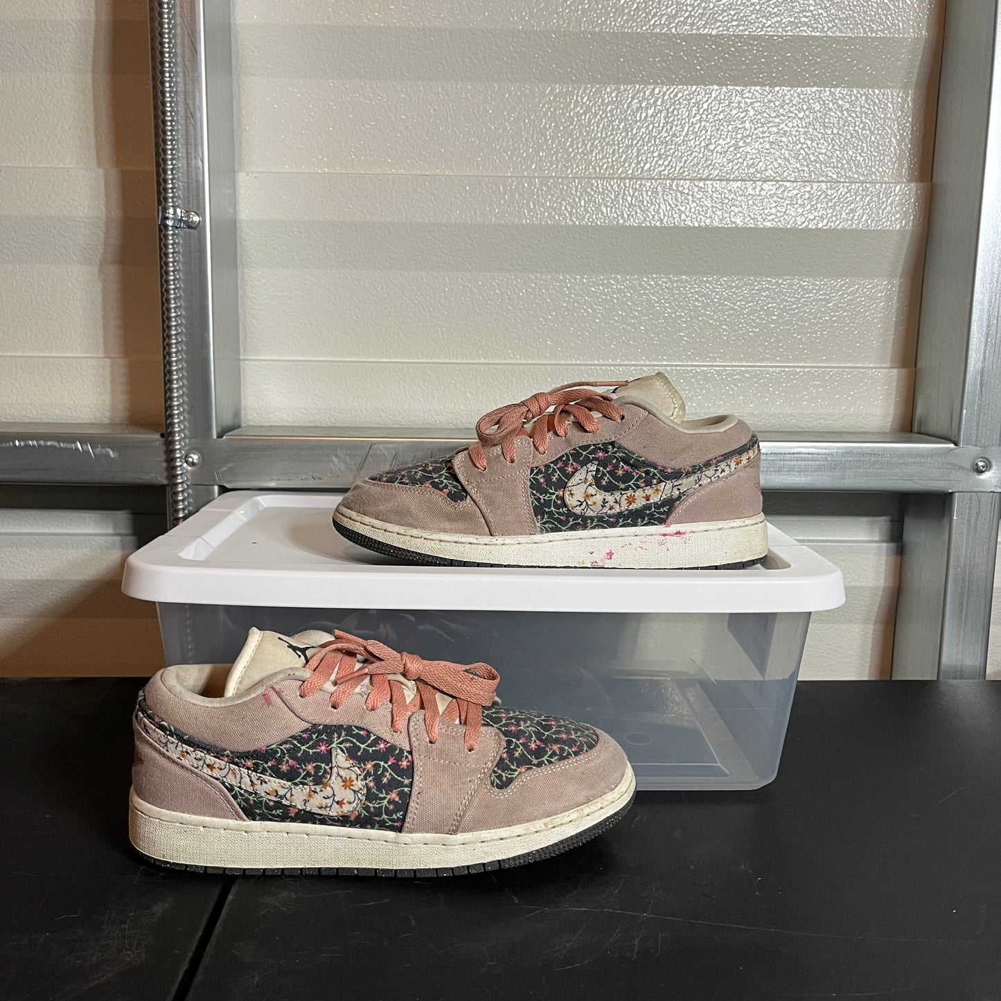 Size 6Y - AJ 1 Low SE Floral