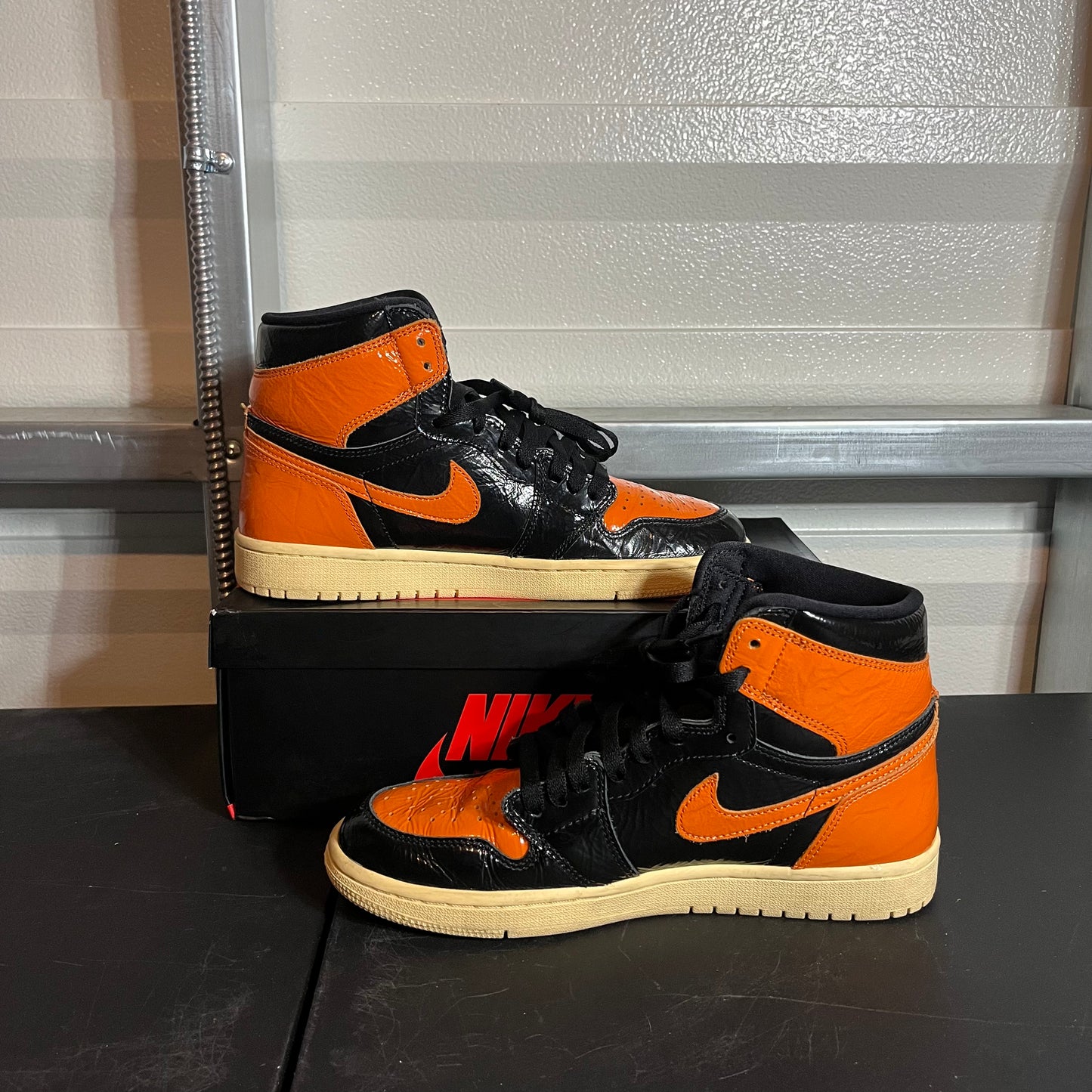 Size 8 - AJ 1 Retro High Shattered Blackboard 3.0