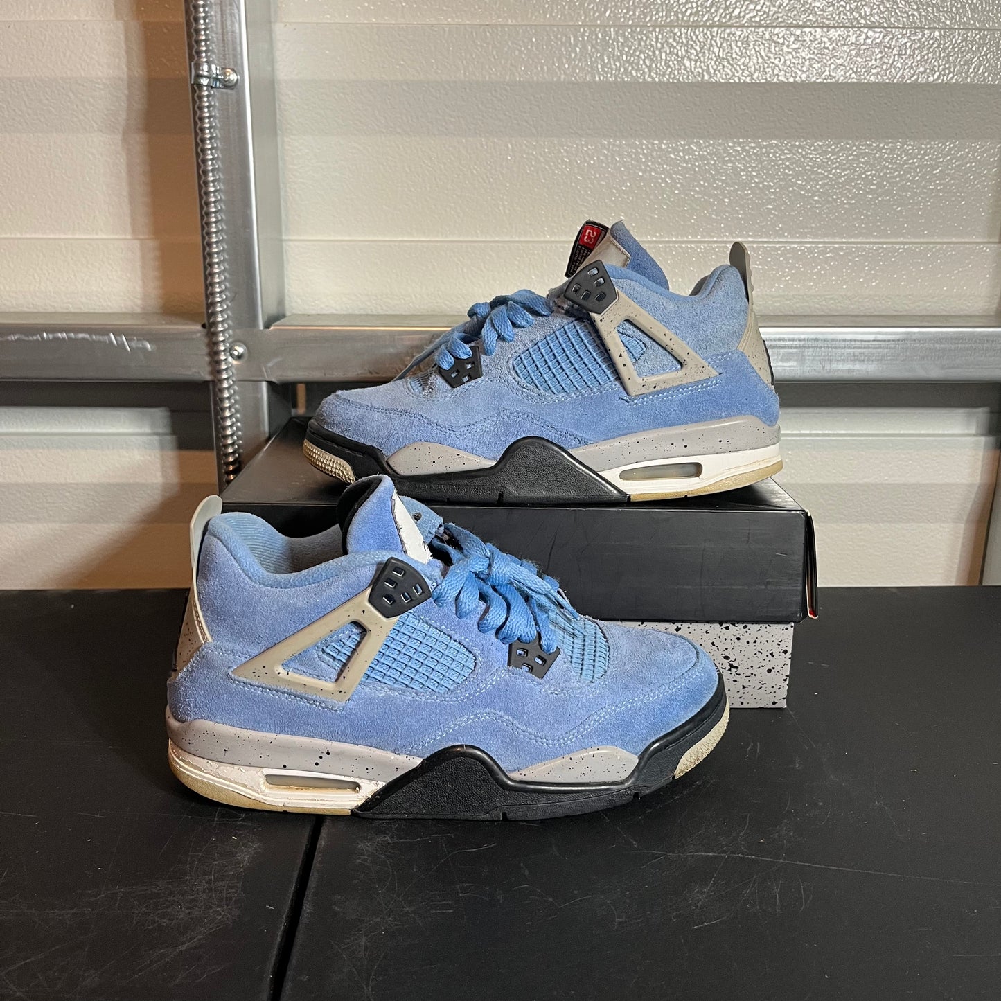 Size 6.5Y - AJ 4 Retro University Blue
