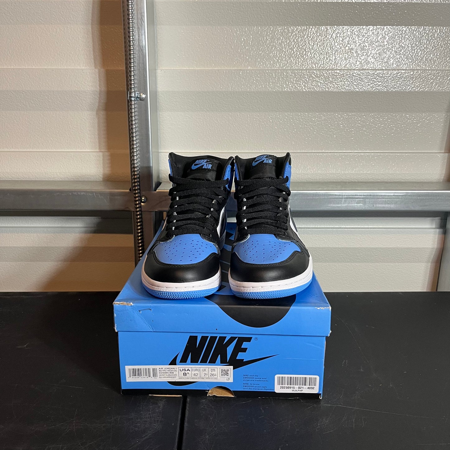 Size 8.5 - AJ 1 Retro High UNC Toe