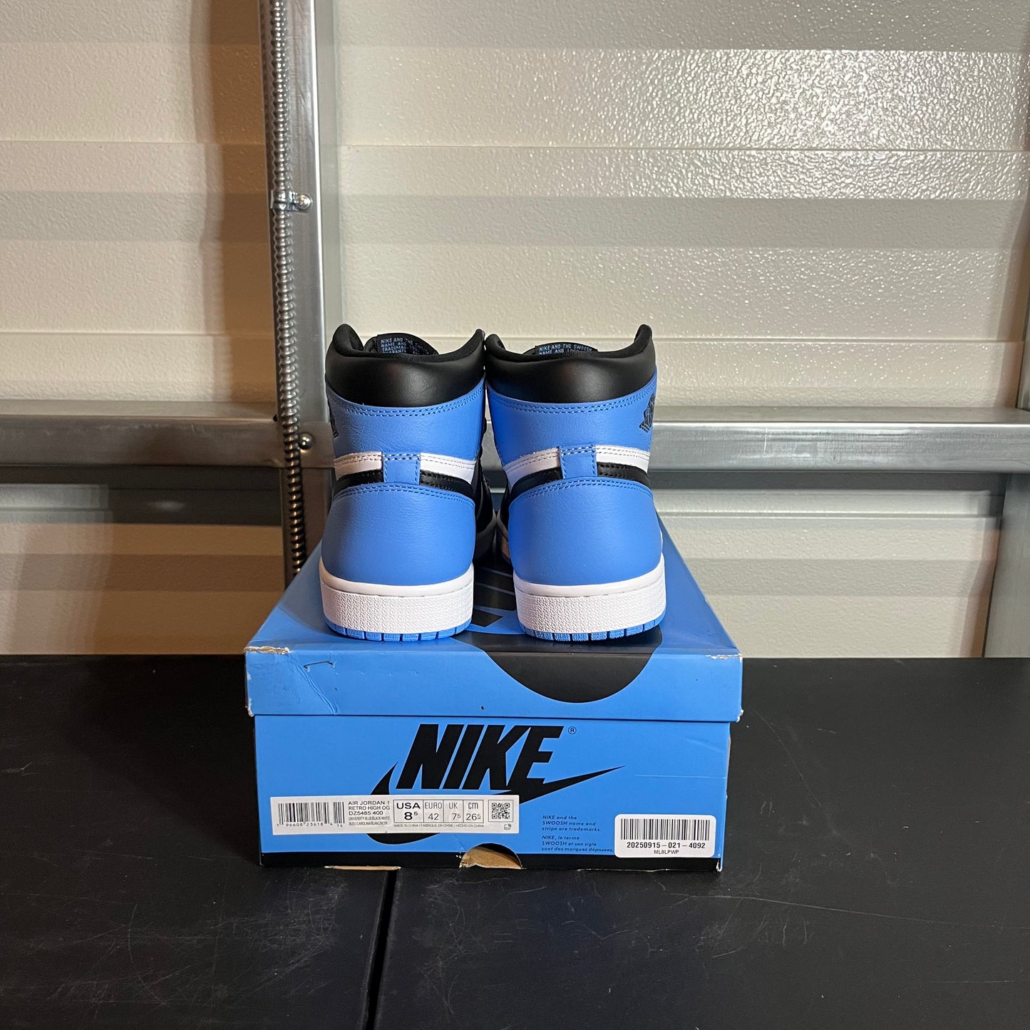 Size 8.5 - AJ 1 Retro High UNC Toe