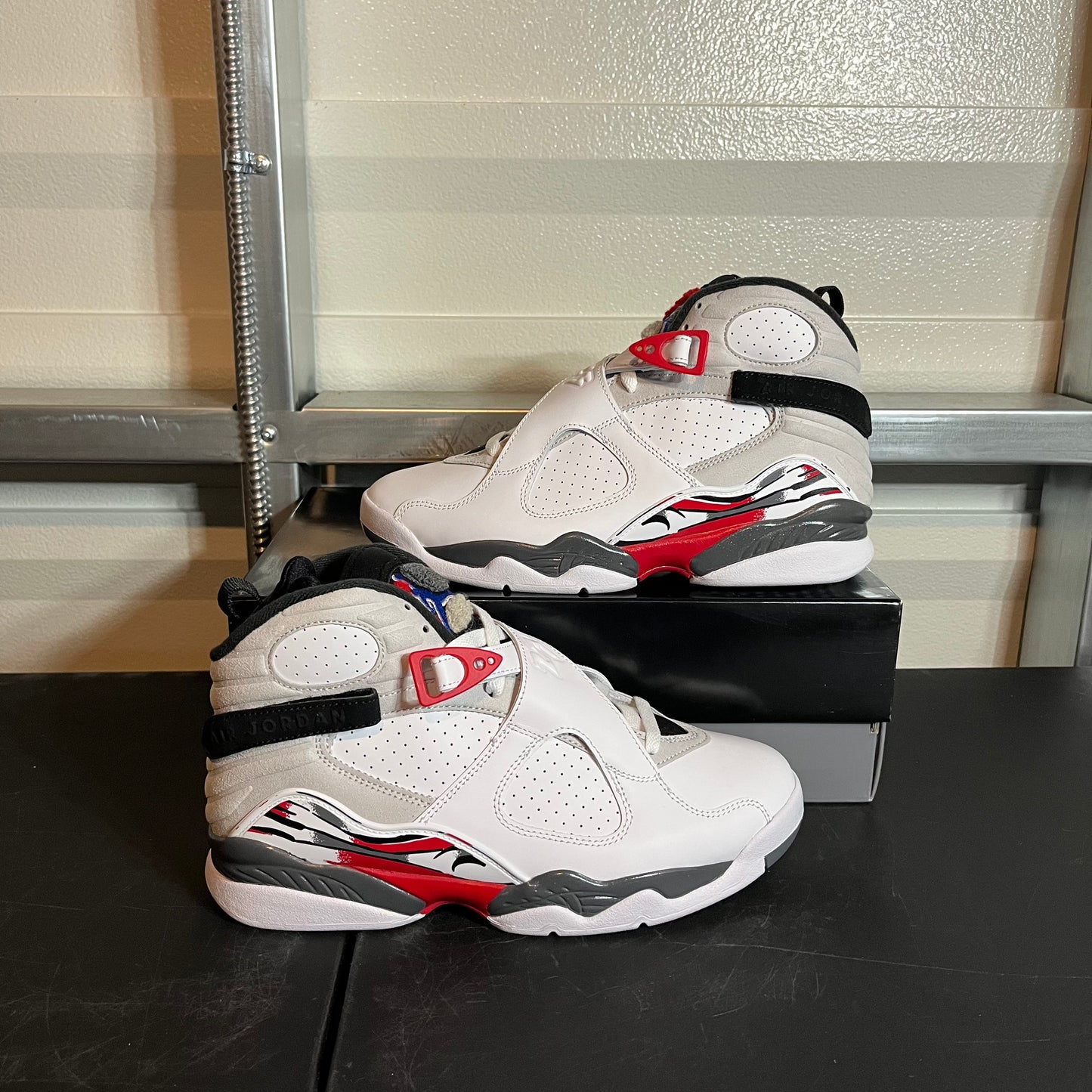 Size 8.5 - AJ 8 Retro Bugs Bunny