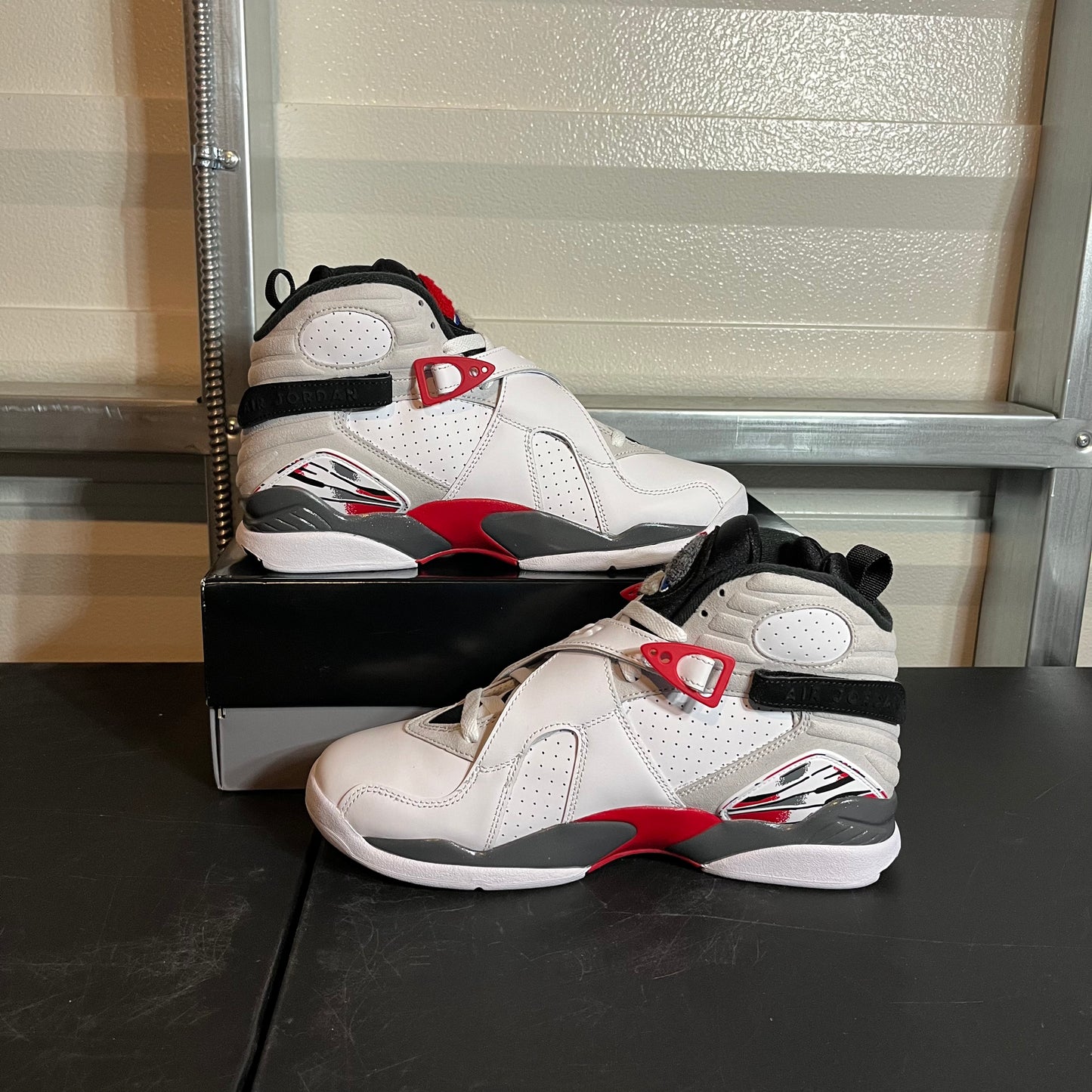 Size 8.5 - AJ 8 Retro Bugs Bunny