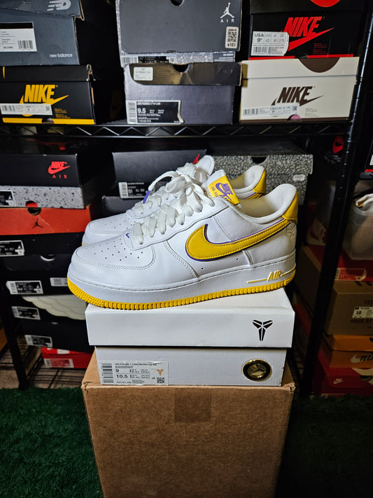 Size 9 - Kobe Bryant x Air Force 1 Retro QS Low Lakers Home