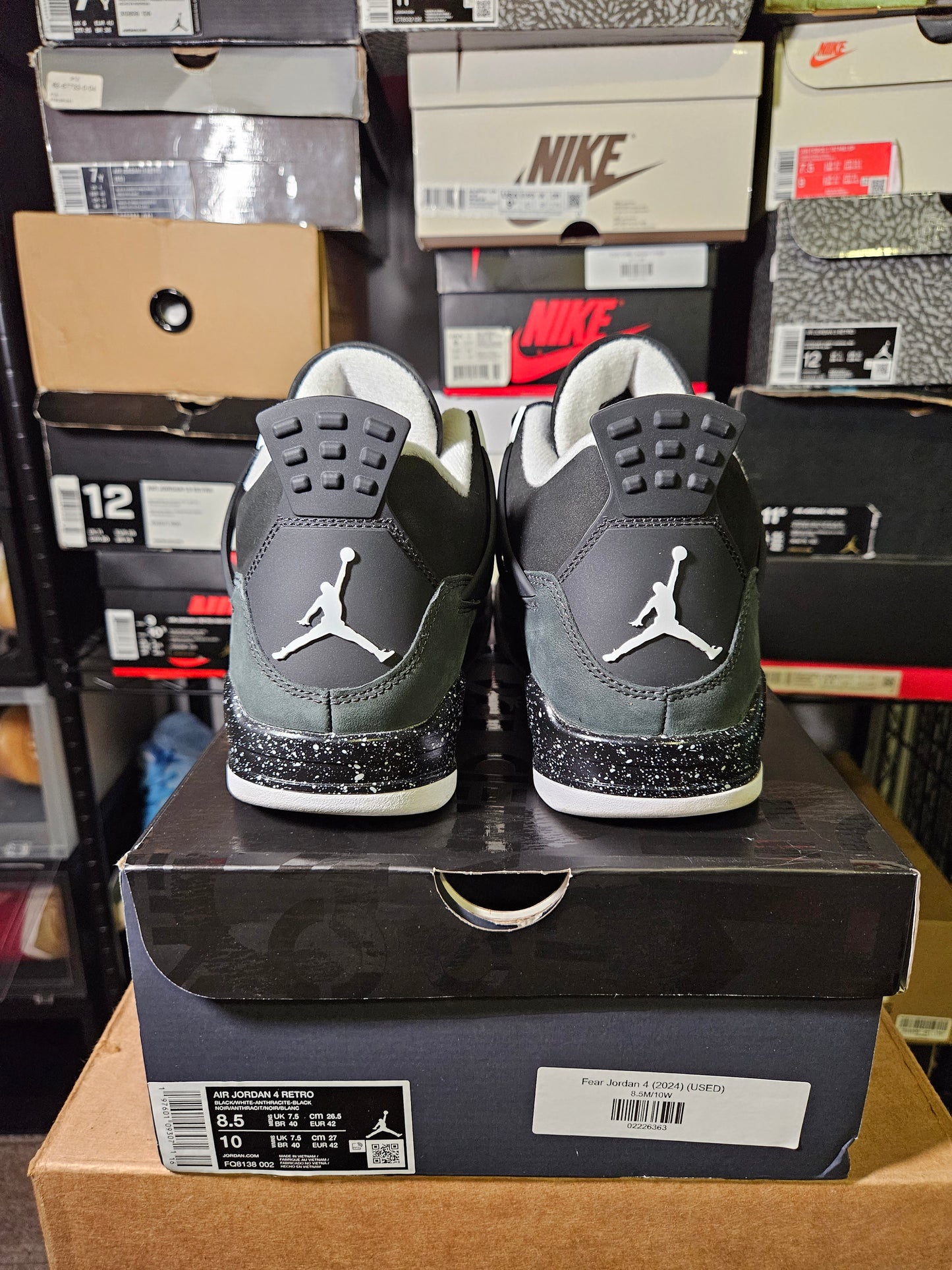 Size 8.5 - AJ 4 Retro 2024 Fear