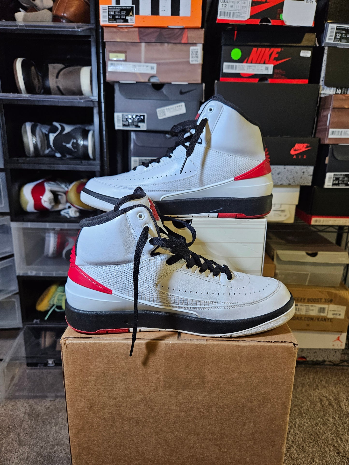 Size 8.5 - AJ 2 Retro Mid Chicago