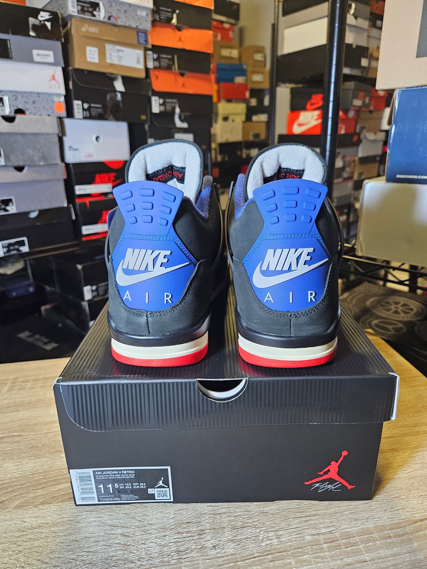 Size 11.5 - AJ 4 Retro Rare Air - White Lettering