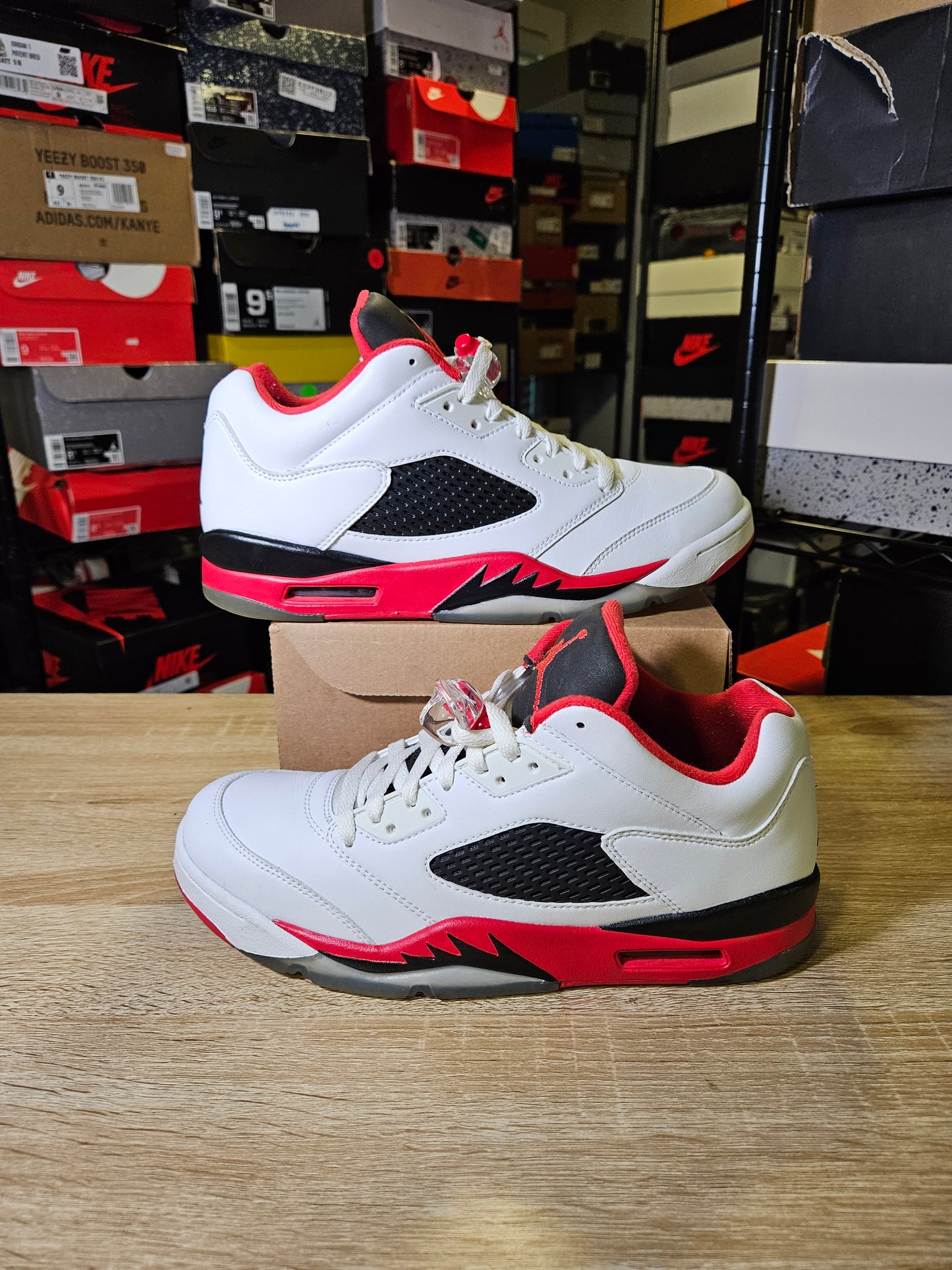 Size 10 - AJ 5 Retro 2016 Low Fire Red