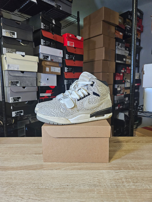 Size 10 - AJ Legacy 312 Flip