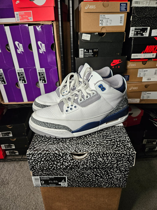Size 9 - AJ 3 Retro Midnight Navy