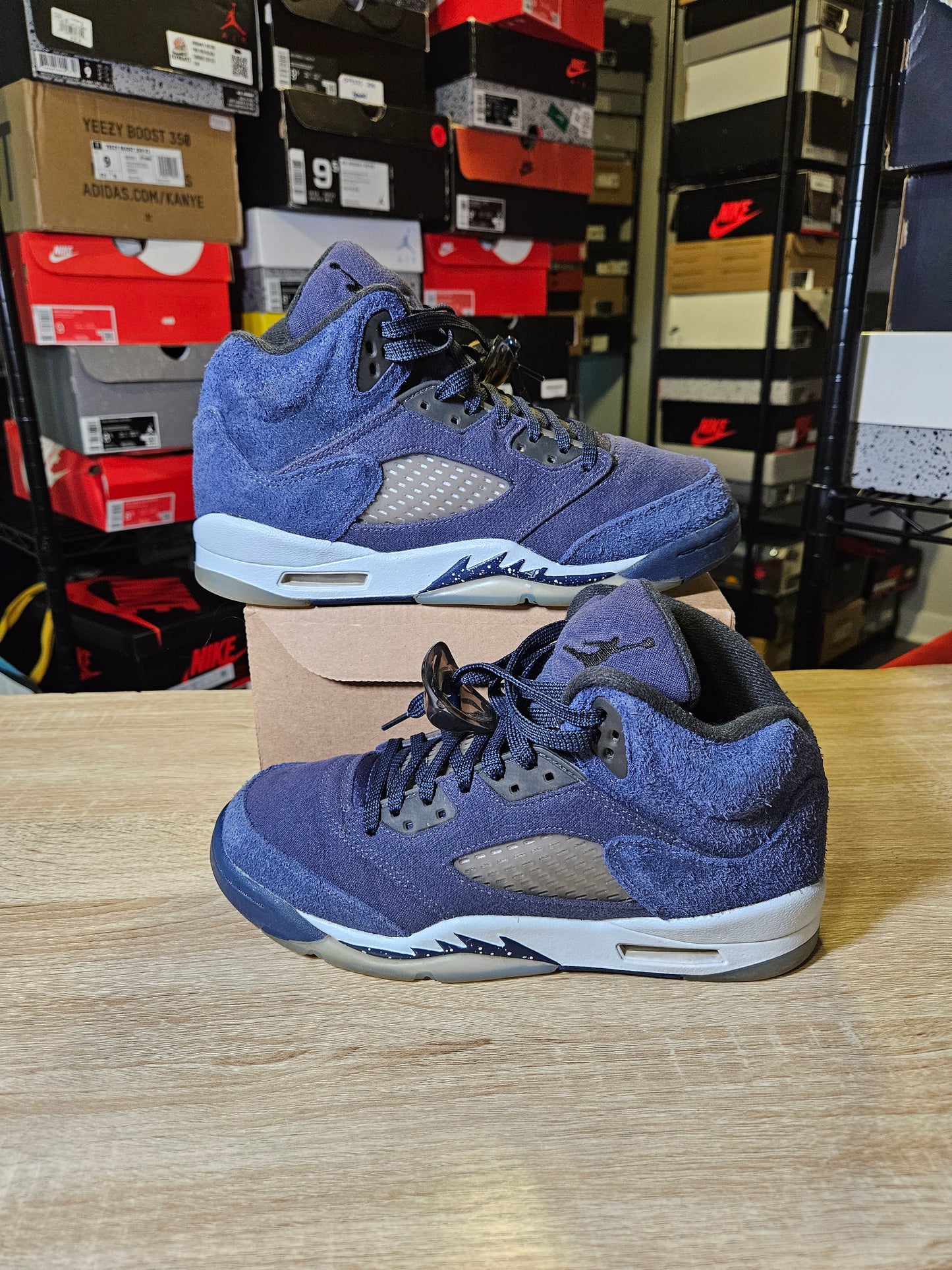 Size 6.5 - AJ 5 Retro SE Midnight Navy