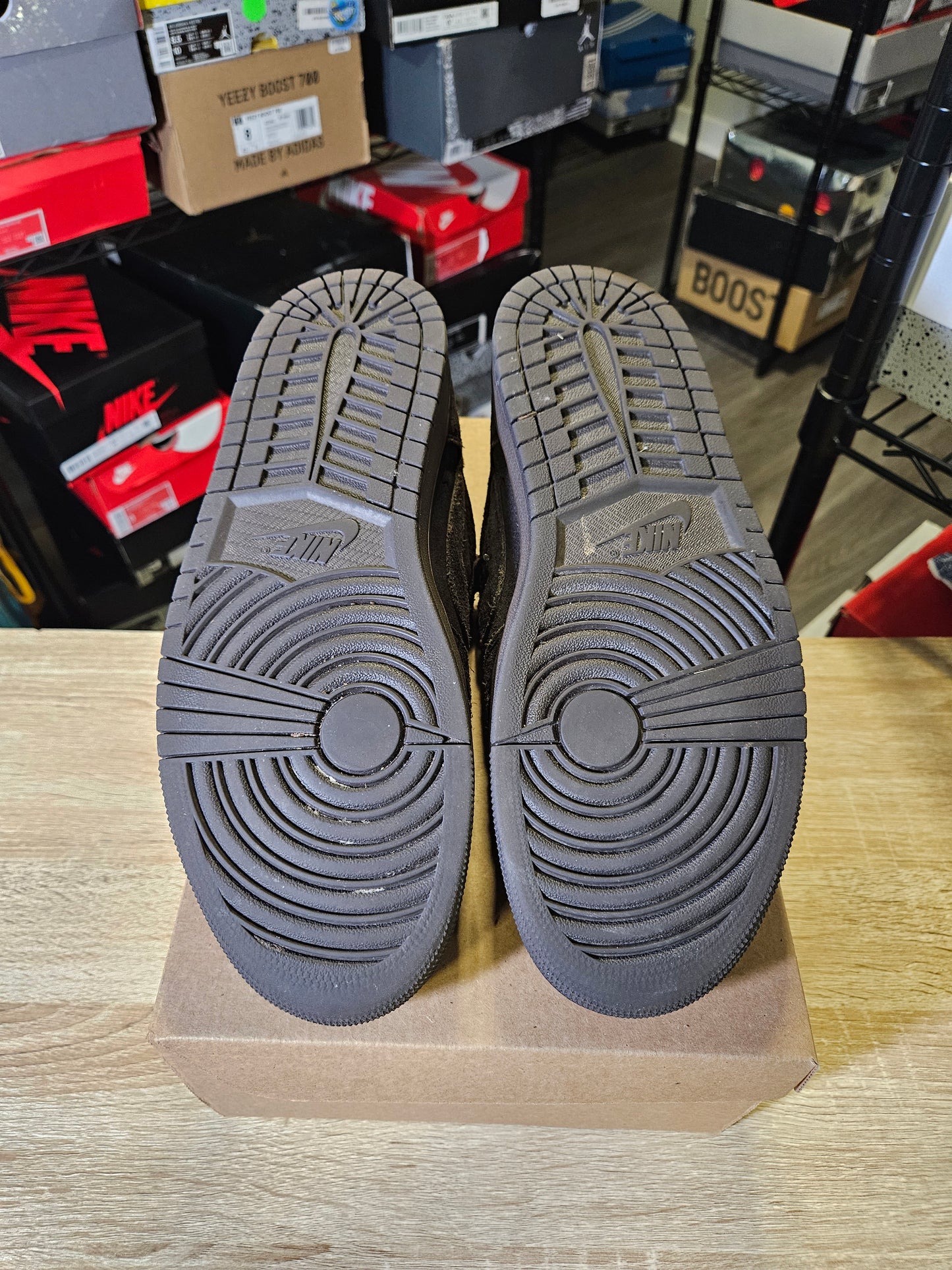 Size 10 - Travis Scott x AJ 1 Retro OG SP Low Velvet Brown
