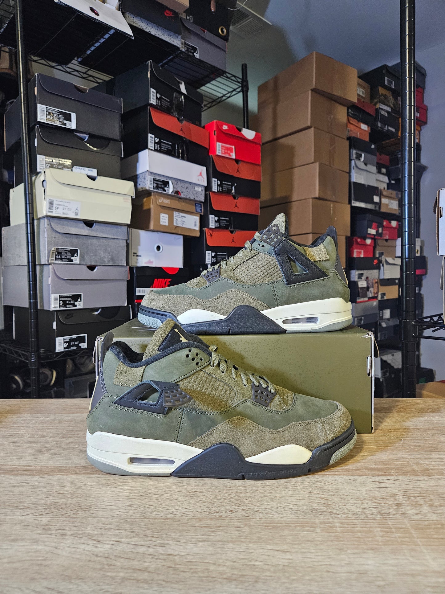 Size 11 -AJ 4 SE Retro Low Craft - Olive