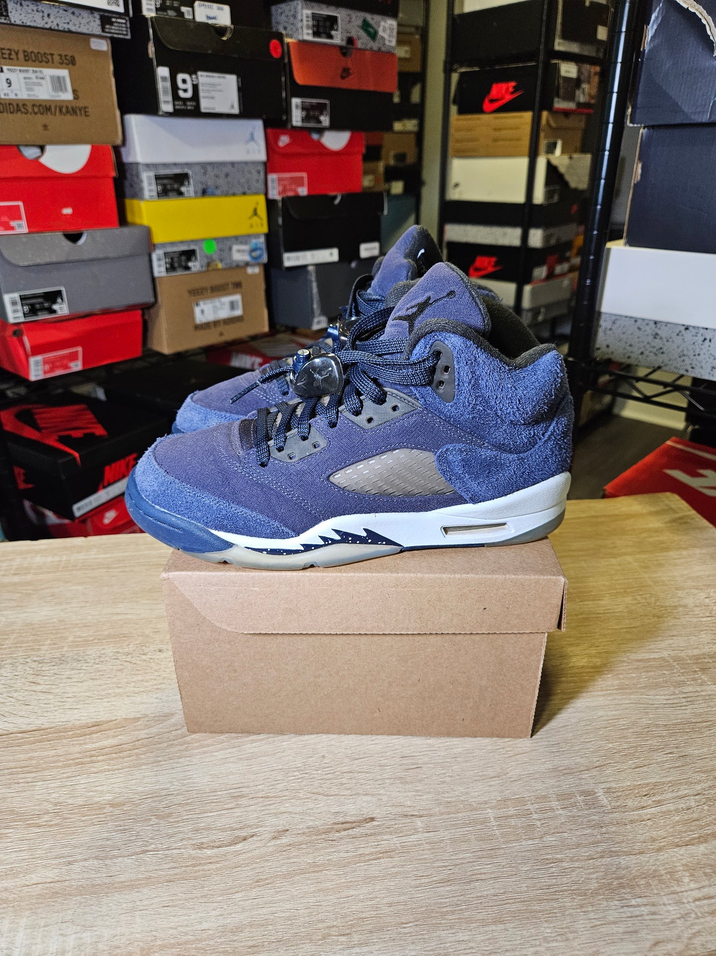 Size 6.5 - AJ 5 Retro SE Midnight Navy