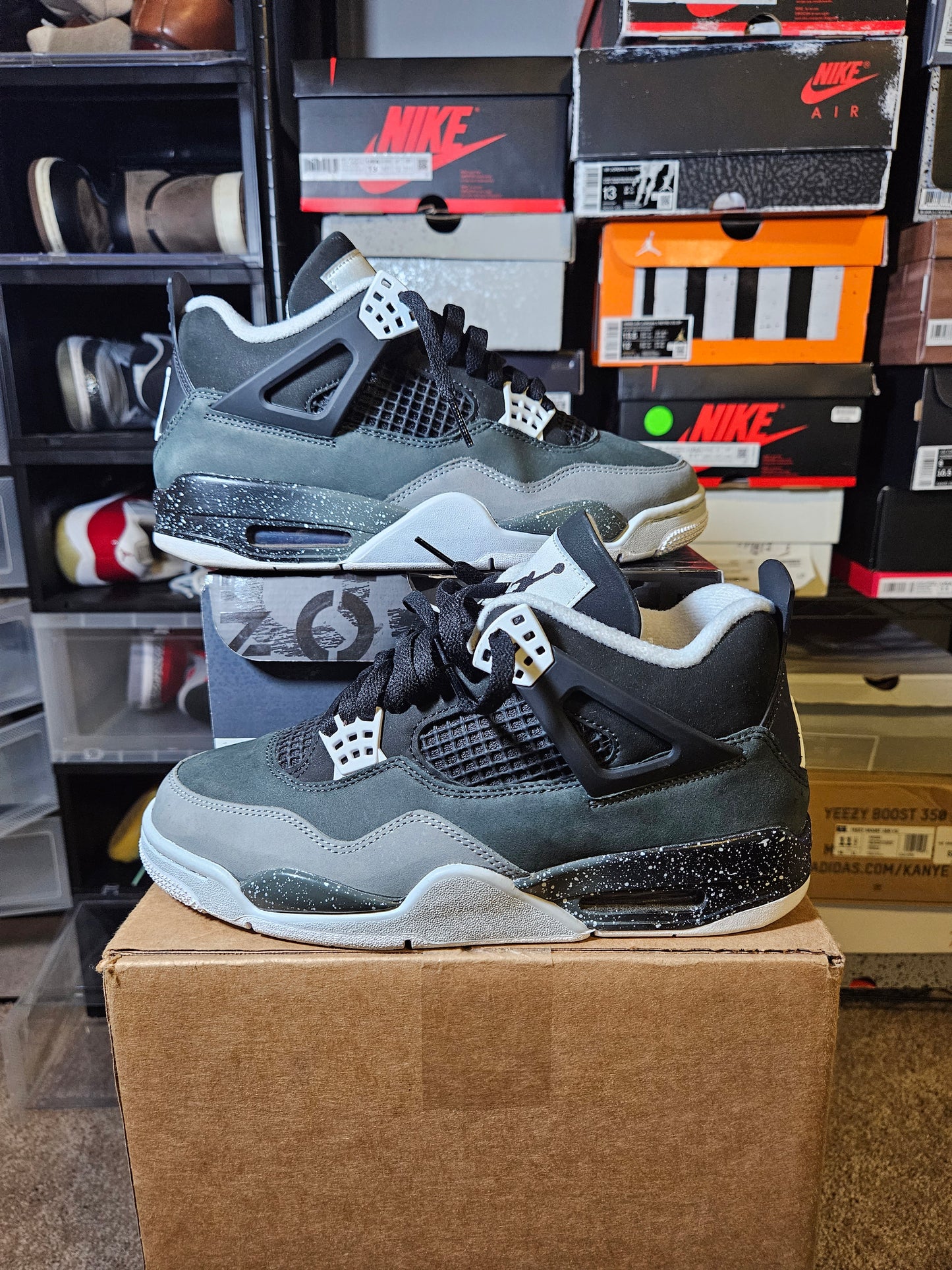 Size 8 - AJ 4 Retro 2024 Fear