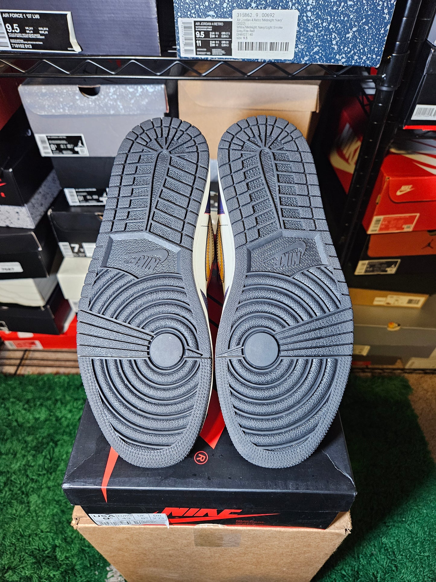 Size 9.5 - Jordan 1 Retro High SB LA To Chicago 2019
