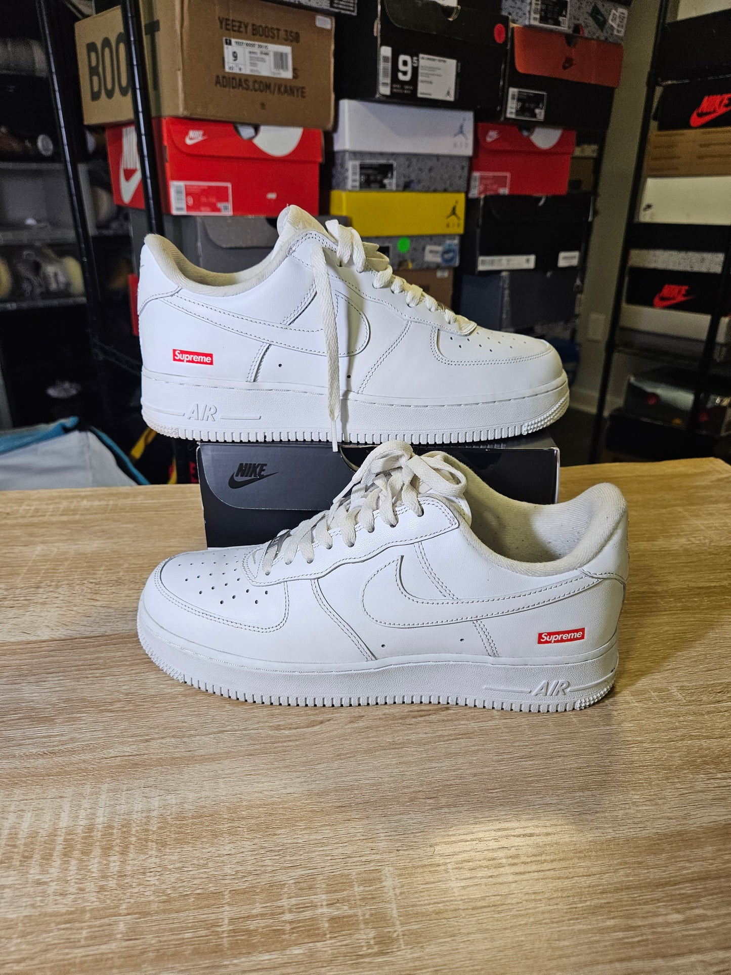 Size 9.5 - AF1 x Supreme Low Box Logo - White