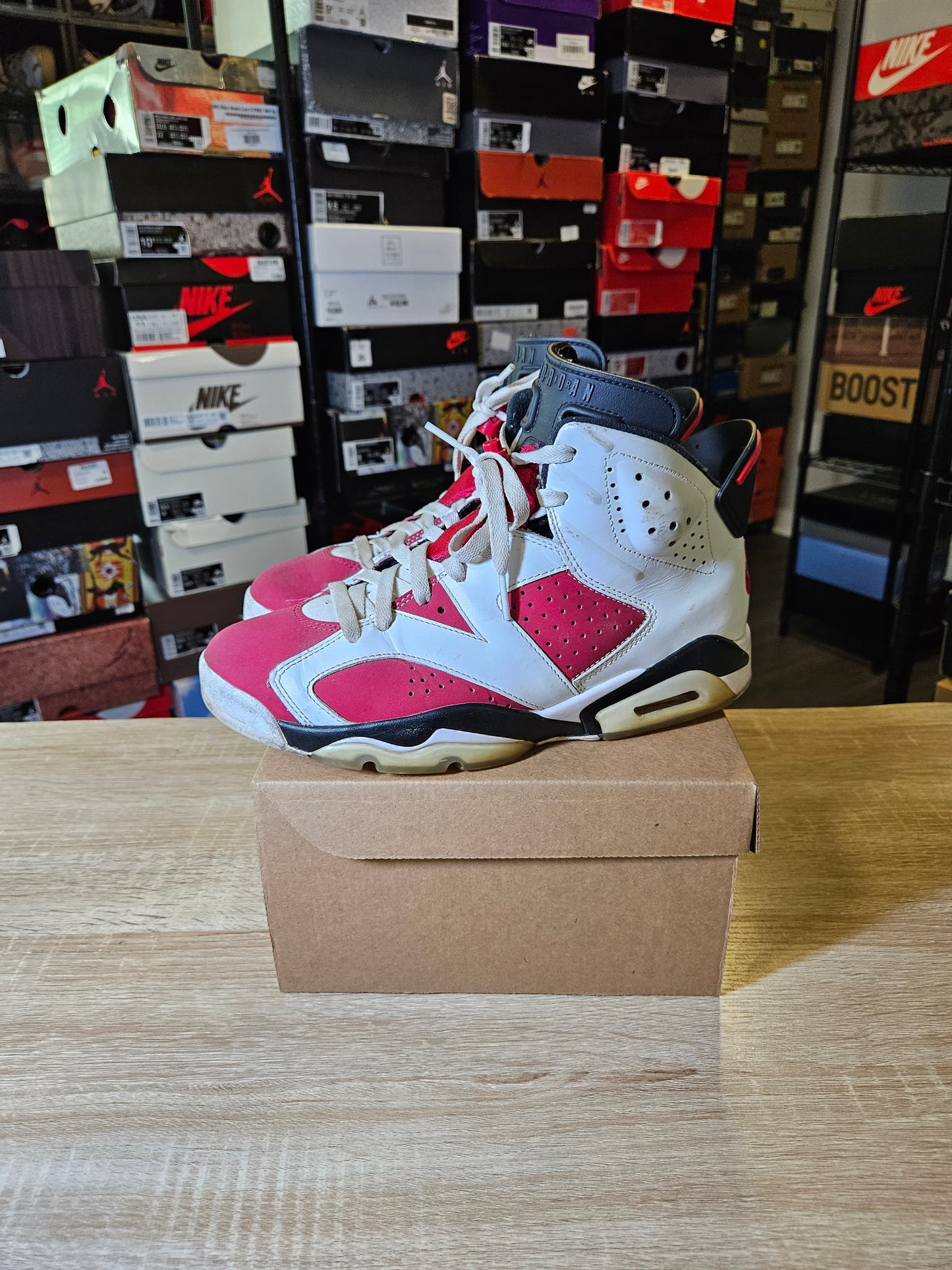 Size 7.5 - AJ 6 Retro OG Mid Carmine