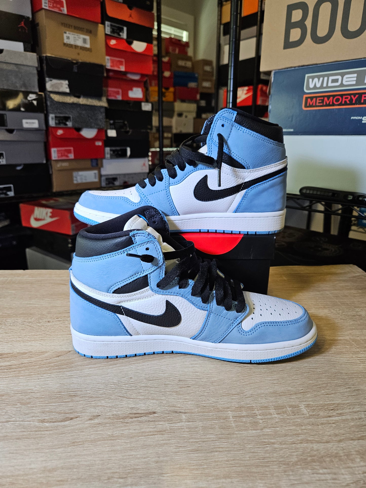 Size 8.5 - AJ 1 Retro OG High University Blue