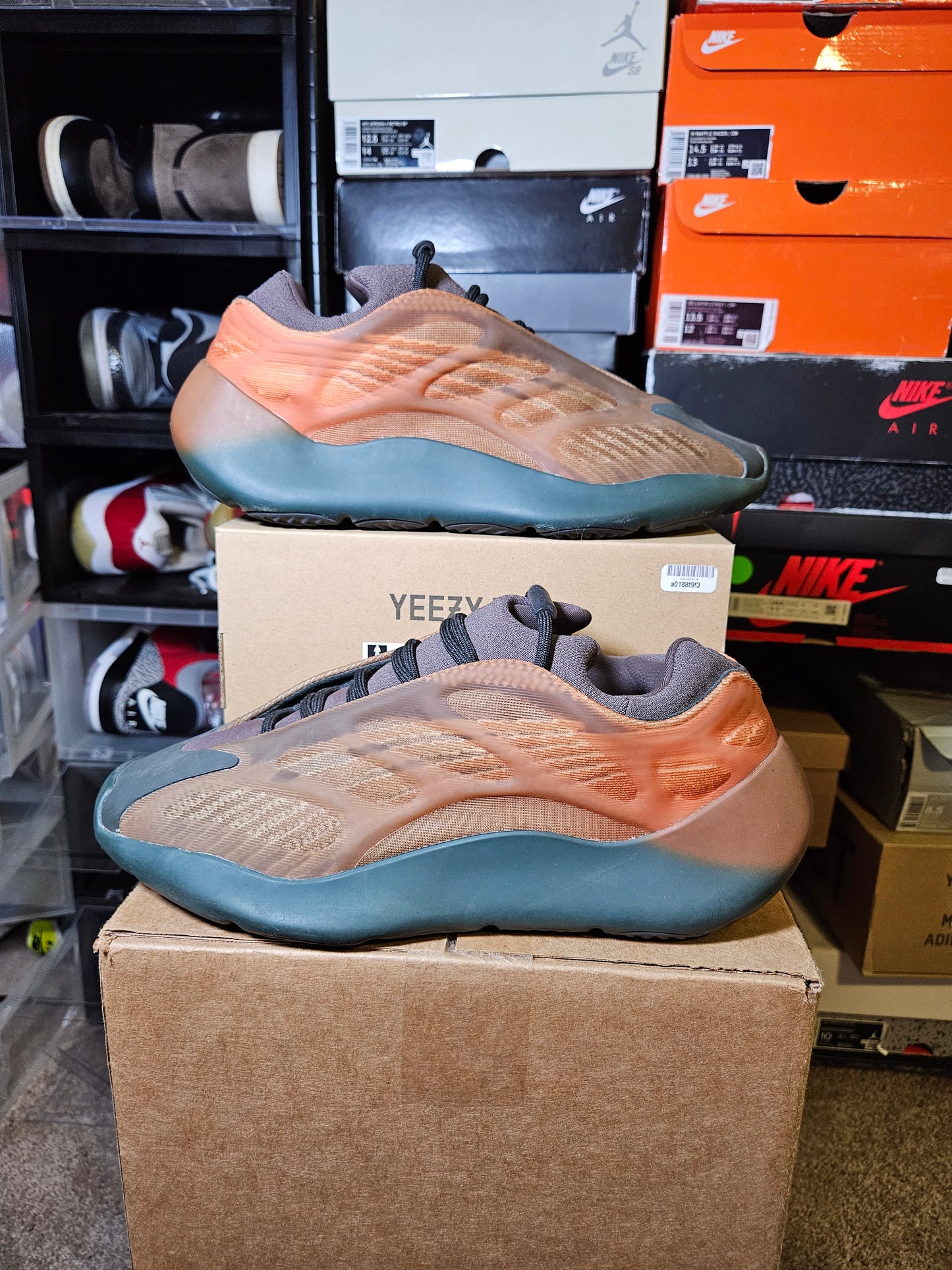 Size 10.5 - YZY 700 V3 Copper Fade